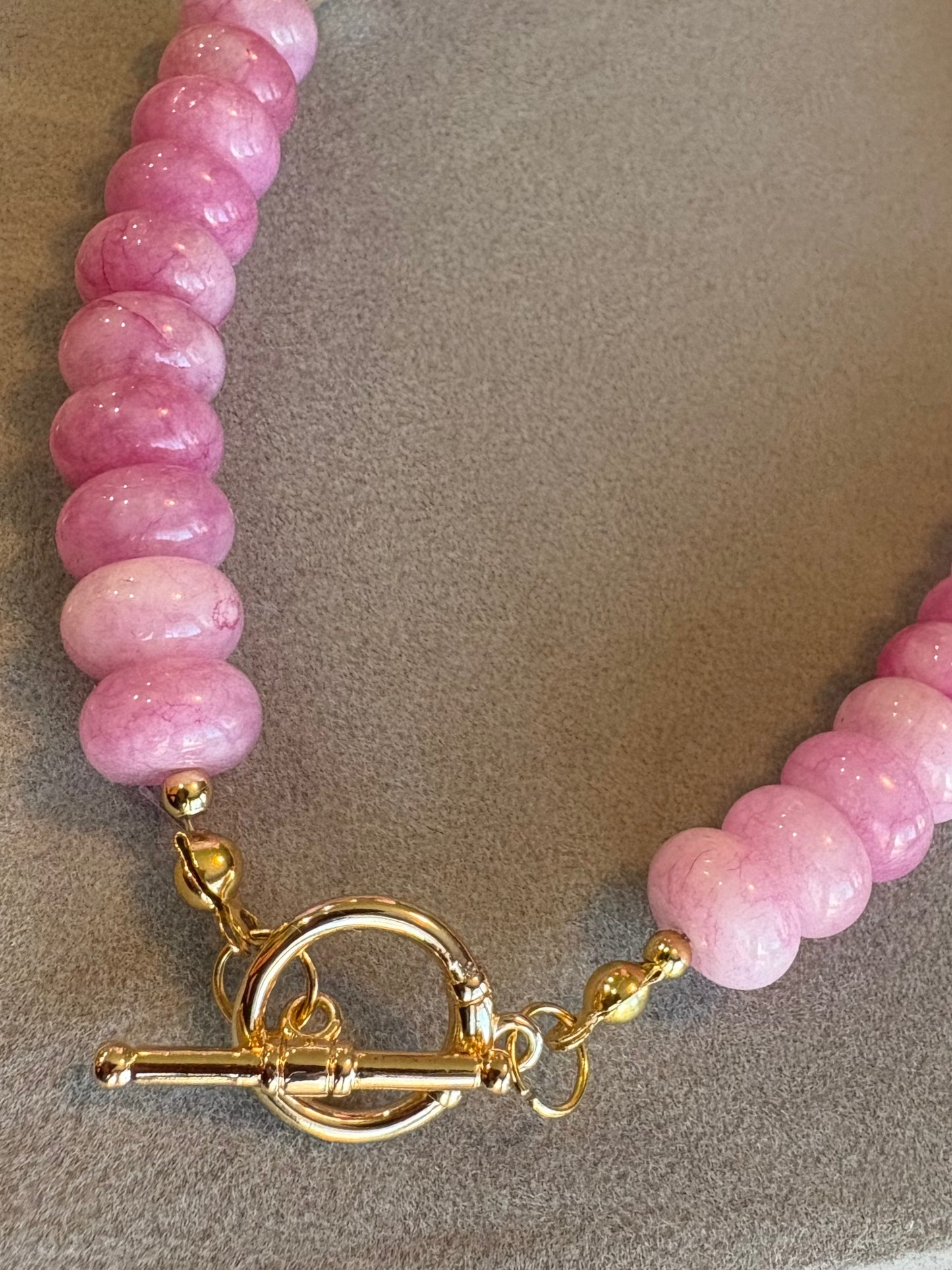 Pink Seashell Jade Necklace