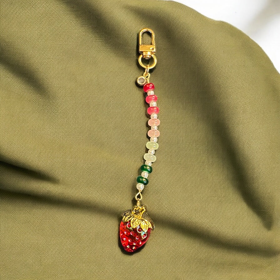 Bag Charm – Strawberry Beaded Keychain with Pearls, Ombre Beads & Gold Clasp