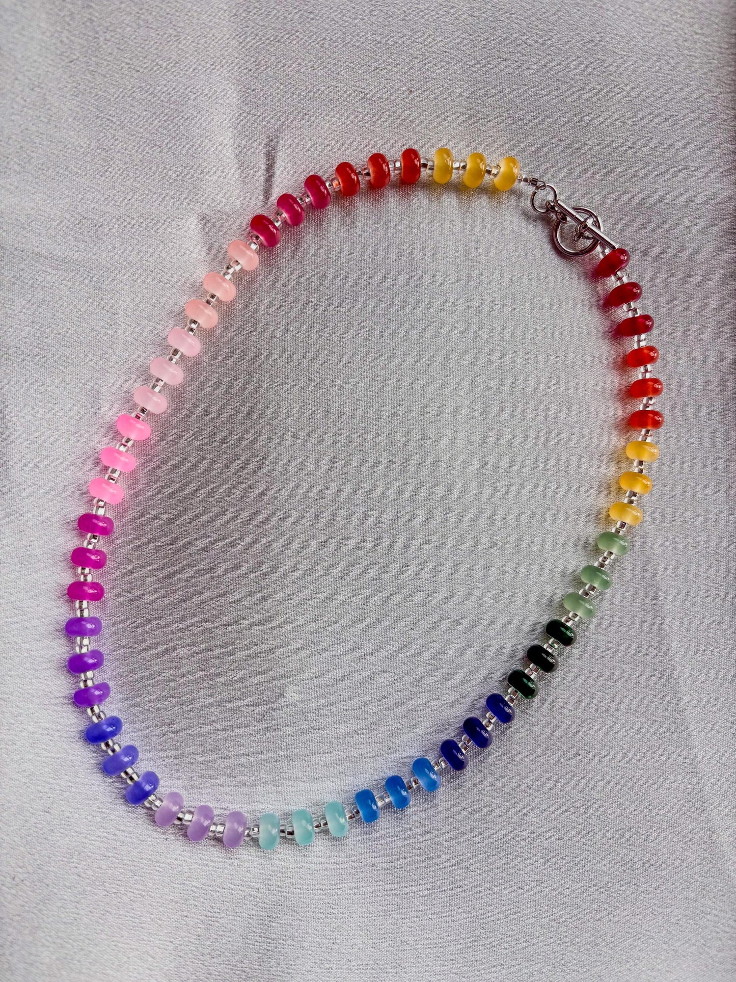 Collar de cuentas Rondelle | Cuentas Rondelle arcoíris | Joyería de moda con cuentas de semillas Miyuki de 18,5" y regalos llamativos para ella