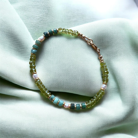 Peridot, Emerald + Freshwater Pearl Bracelet